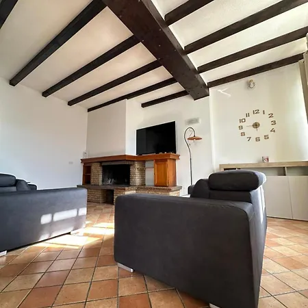 Lollo Ferienhaus *