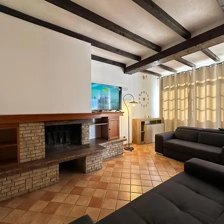 Vakantiehuis Lollo Camporosso (Liguria)